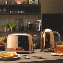 2-Slice Retro Toaster